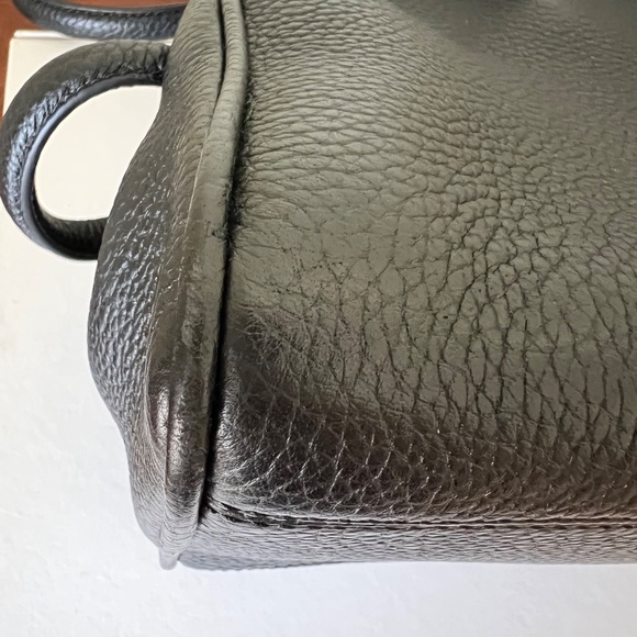 Jacquemus Le Turismo Shoulder Bowling Bag in Black Grained Leather - Picture 5 of 11